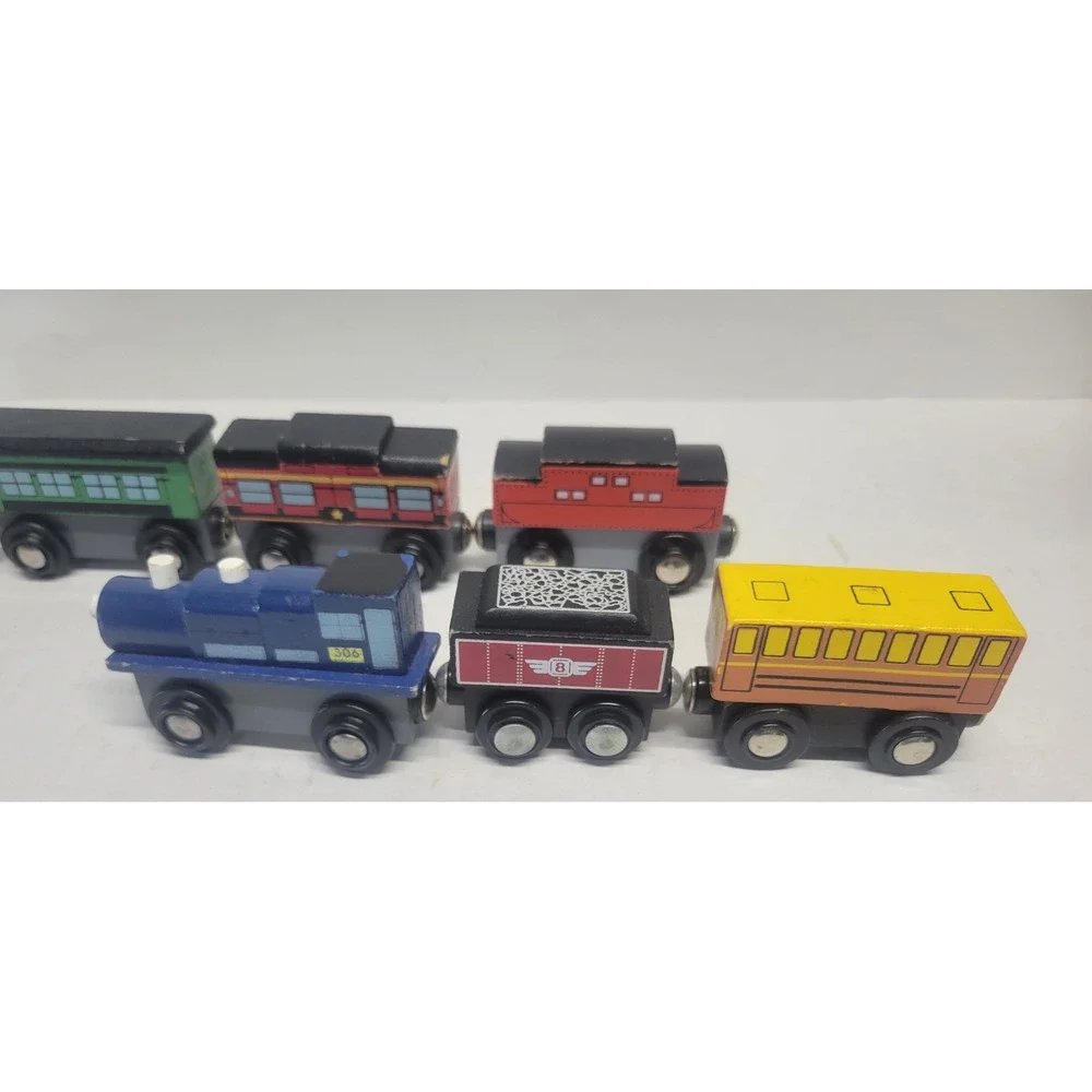 7pc Wooden Magnetic Train Car Set Blue Engine 306 Red Tender 8 Railway‎ Toys